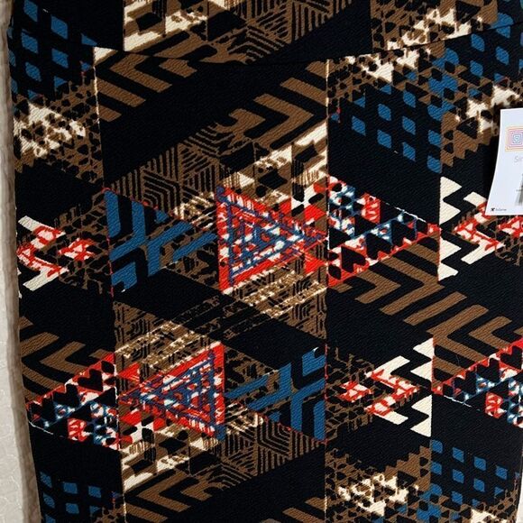 NWT LulaRoe Cassie Skirt - Picture 3 of 4